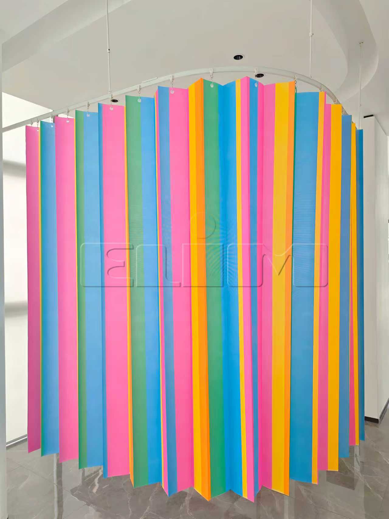 নিষ্পত্তিযোগ্য শিশুদের ওয়ার্ড পর্দা